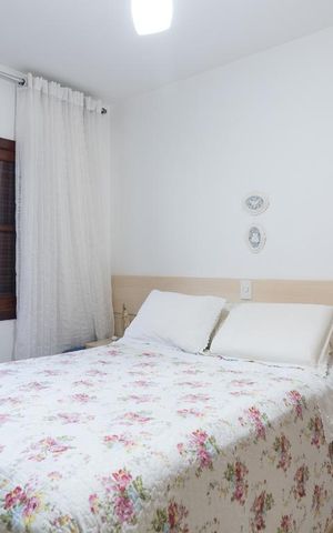 Casa à venda com 230m², 3 quartos e 3 vagas Casa à venda com 230m², 3 quartos e 3 vagasSuíte