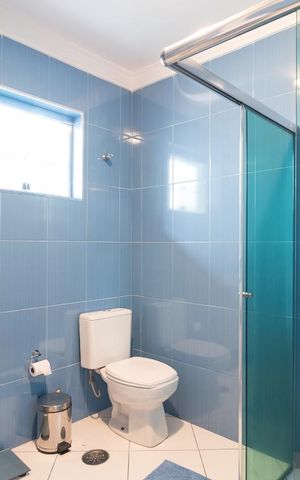 Casa à venda com 230m², 3 quartos e 3 vagas Casa à venda com 230m², 3 quartos e 3 vagasBanheiro da Suíte