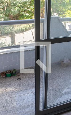 Apartamento à venda com 160m², 3 quartos e 3 vagas Apartamento à venda com 160m², 3 quartos e 3 vagasSacada