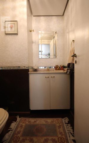 Apartamento para alugar com 135m², 3 quartos e 2 vagasLavabo