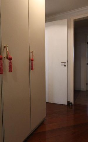 Apartamento para alugar com 135m², 3 quartos e 2 vagasArmários