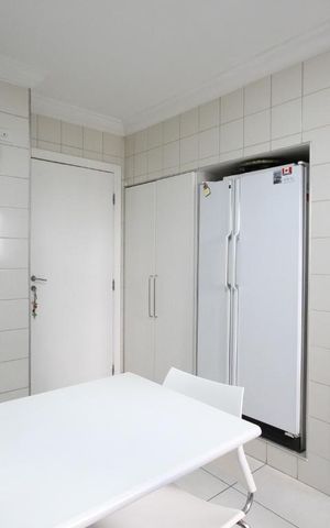 Apartamento para alugar com 135m², 3 quartos e 2 vagasCozinha