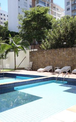 Apartamento para alugar com 135m², 3 quartos e 2 vagasÁrea comum - Piscina