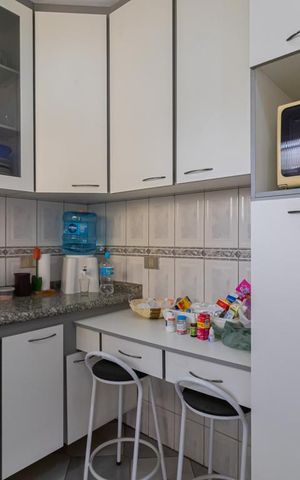 Apartamento à venda com 71m², 1 quarto e sem vaga Apartamento à venda com 71m², 1 quarto e sem vagaCozinha