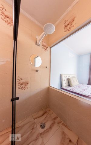 Casa à venda com 250m², 3 quartos e 2 vagasBanheiro da Suíte