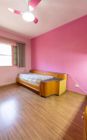 Casa à venda com 250m², 3 quartos e 2 vagasQuarto 3
