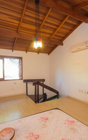Casa à venda com 400m², 4 quartos e 2 vagas Casa à venda com 400m², 4 quartos e 2 vagasQuarto 3