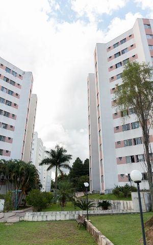 Apartamento para alugar com 50m², 2 quartos e 1 vagaFachada do condomínio