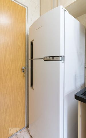 Apartamento para alugar com 50m², 2 quartos e 1 vagaCozinha - geladeira