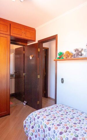 Casa à venda com 217m², 3 quartos e 5 vagasSuíte 2