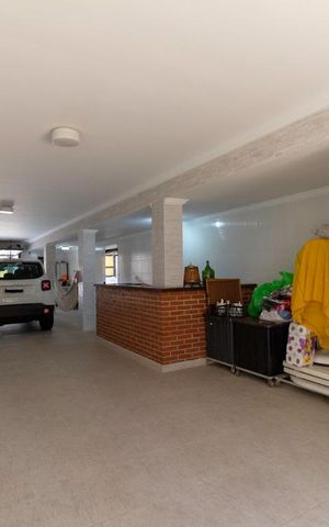 Casa à venda com 217m², 3 quartos e 5 vagasGaragem