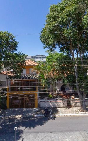 Casa à venda com 217m², 3 quartos e 5 vagasVista da Suíte 1