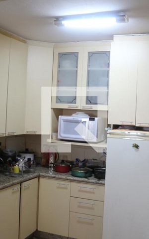 Casa à venda com 447m², 5 quartos e 6 vagasCozinha