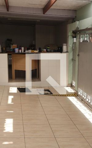 Casa à venda com 447m², 5 quartos e 6 vagasGaragem