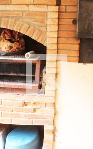 Casa à venda com 447m², 5 quartos e 6 vagasChurrasqueira