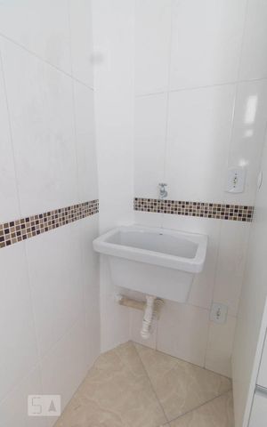 Apartamento para alugar com 46m², 2 quartos e 1 vaga Apartamento para alugar com 46m², 2 quartos e 1 vagaÁrea de Serviço