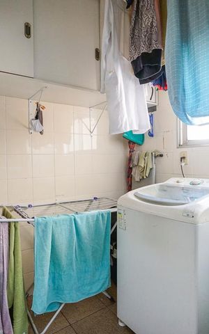 Apartamento à venda com 73m², 3 quartos e 1 vaga Apartamento à venda com 73m², 3 quartos e 1 vagaÁrea de serviço