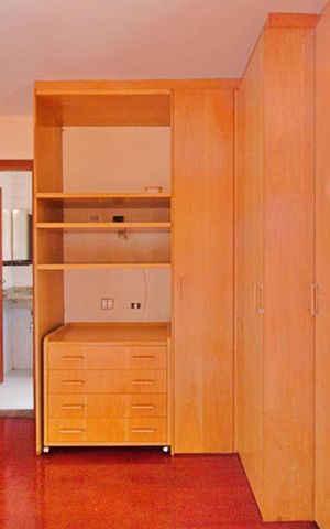 Casa à venda com 180m², 3 quartos e 3 vagas Casa à venda com 180m², 3 quartos e 3 vagasSuite