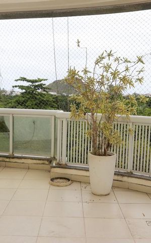 Apartamento para alugar com 180m², 3 quartos e 2 vagas Apartamento para alugar com 180m², 3 quartos e 2 vagasVaranda da Sala