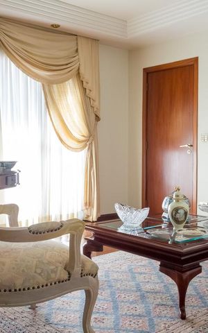 Apartamento à venda com 147m², 3 quartos e 2 vagas Apartamento à venda com 147m², 3 quartos e 2 vagasSala