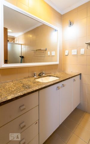 Studio à venda com 45m², 1 quarto e 1 vaga Studio à venda com 45m², 1 quarto e 1 vagaBanheiro