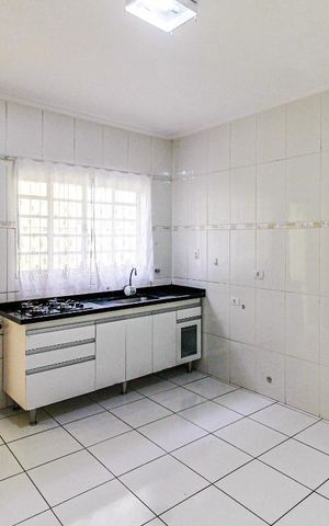 Casa à venda com 96m², 2 quartos e 1 vaga Casa à venda com 96m², 2 quartos e 1 vagaCozinha