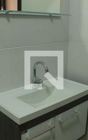 Casa à venda com 96m², 2 quartos e 1 vagaBanheiro