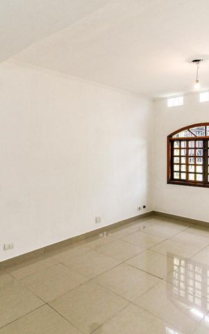 Casa à venda com 96m², 2 quartos e 1 vaga Casa à venda com 96m², 2 quartos e 1 vagaSala