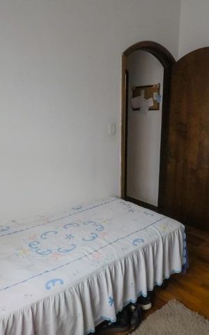 Casa à venda com 250m², 3 quartos e 8 vagasQuarto 2