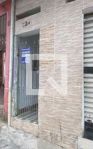Casa à venda com 88m², 1 quarto e 1 vaga Casa à venda com 88m², 1 quarto e 1 vagaFachada