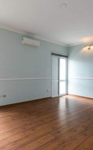 Casa para alugar com 360m², 3 quartos e 6 vagasSuíte