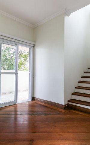 Casa para alugar com 360m², 3 quartos e 6 vagasSala