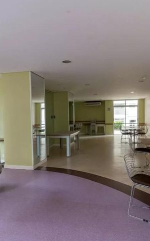 Apartamento à venda com 53m², 2 quartos e 1 vaga Apartamento à venda com 53m², 2 quartos e 1 vagaÁrea comum - Salão de festas