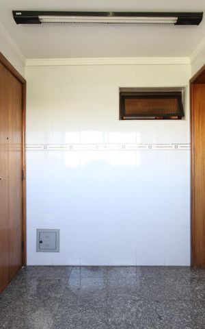 Apartamento à venda com 212m², 3 quartos e 3 vagasÁrea de serviço