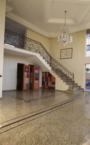 Apartamento à venda com 212m², 3 quartos e 3 vagasSalão de festas