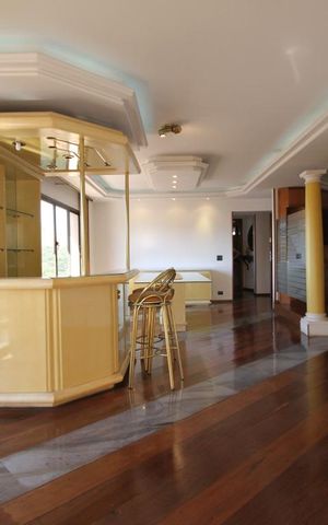 Apartamento à venda com 212m², 3 quartos e 3 vagasSala