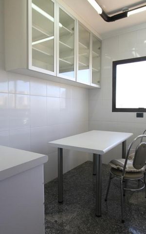 Apartamento à venda com 212m², 3 quartos e 3 vagasCozinha