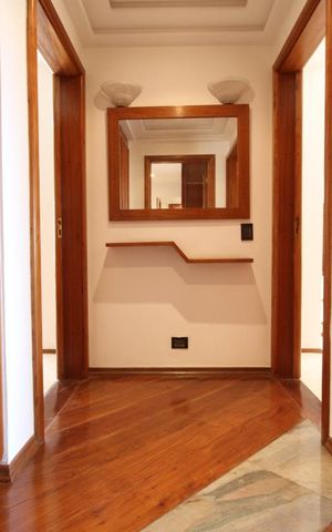 Apartamento à venda com 212m², 3 quartos e 3 vagasCorredor