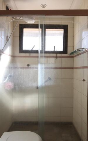Apartamento à venda com 212m², 3 quartos e 3 vagasBanheiro