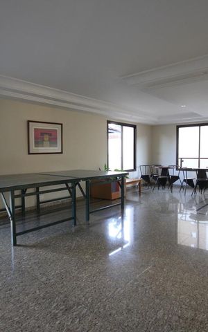Apartamento à venda com 212m², 3 quartos e 3 vagasSalão de festas