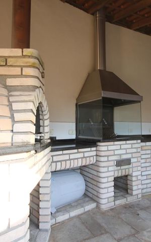Apartamento à venda com 212m², 3 quartos e 3 vagasChurrasqueira