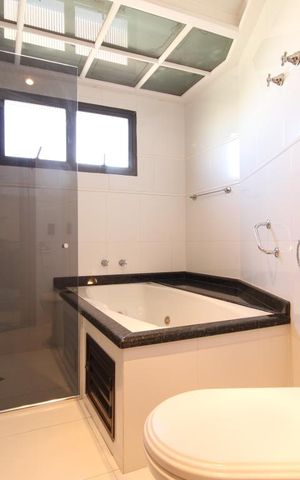 Apartamento à venda com 212m², 3 quartos e 3 vagasSuíte 3