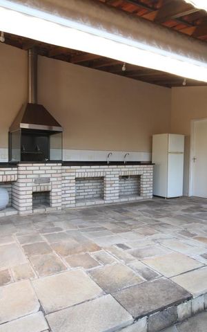 Apartamento à venda com 212m², 3 quartos e 3 vagasChurrasqueira