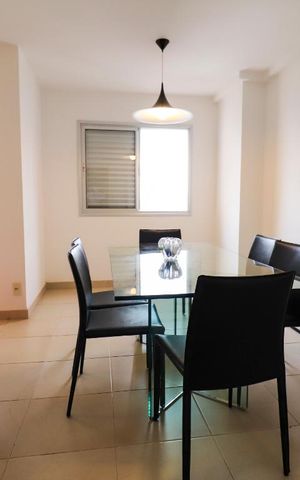 Apartamento à venda com 79m², 2 quartos e 2 vagasSala