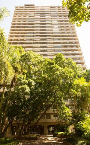 Apartamento para alugar com 317m², 4 quartos e 3 vagas Apartamento para alugar com 317m², 4 quartos e 3 vagasFachada