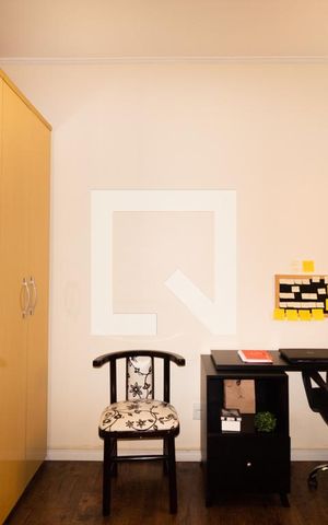 Casa à venda com 220m², 3 quartos e 2 vagas Casa à venda com 220m², 3 quartos e 2 vagasQuarto 1