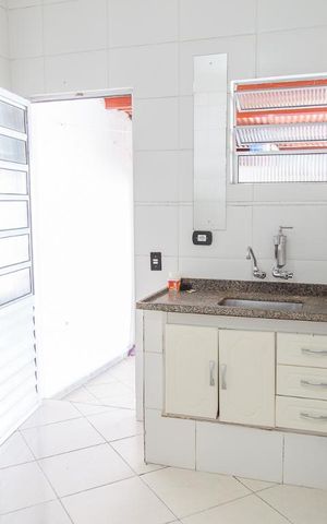 Casa para alugar com 70m², 1 quarto e 1 vaga Casa para alugar com 70m², 1 quarto e 1 vagaCozinha