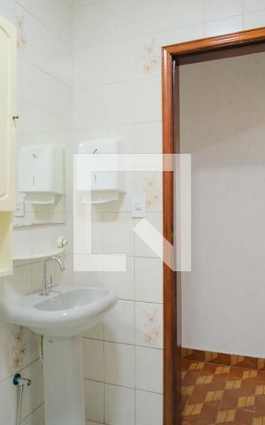 Casa à venda com 302m², 3 quartos e 2 vagasLavabo