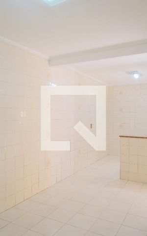 Casa à venda com 302m², 3 quartos e 2 vagasCozinha
