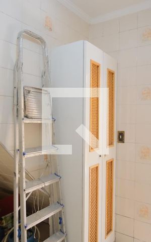 Casa à venda com 302m², 3 quartos e 2 vagasQuarto de Serviço